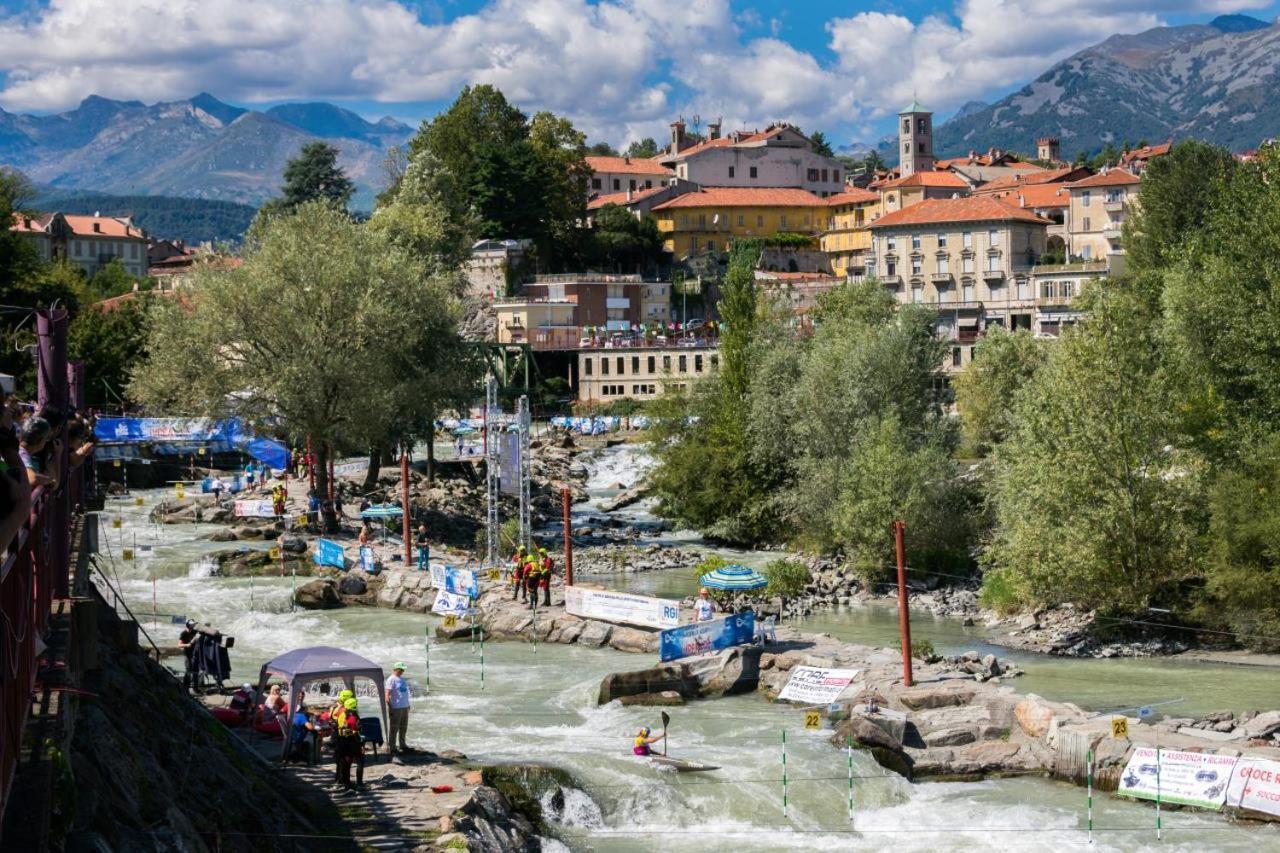 A Due Passi Dal Lago Montalto Dora ภายนอก รูปภาพ